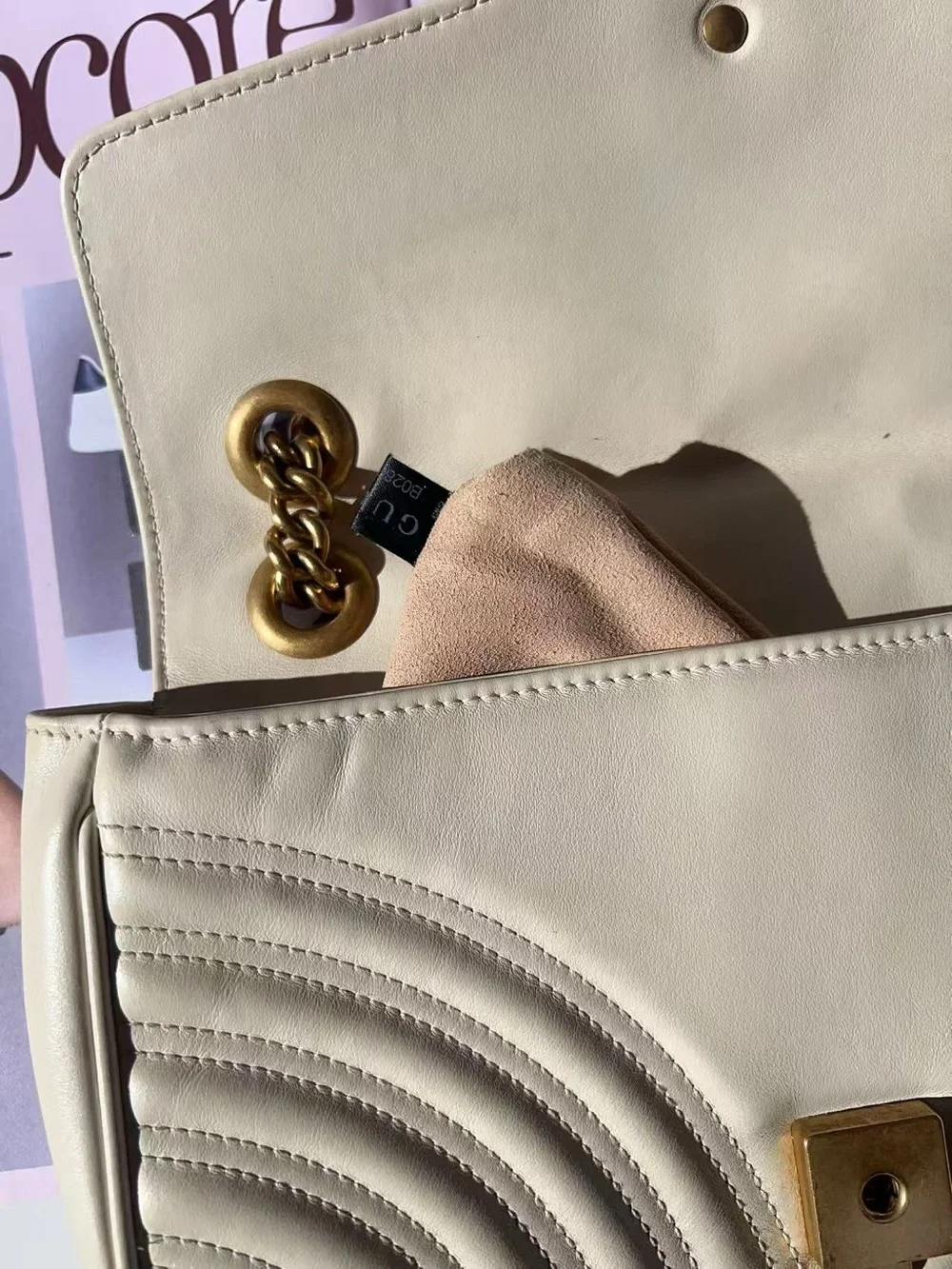 Gucci GG Marmont medium shoulder bag - Picture 12 of 12